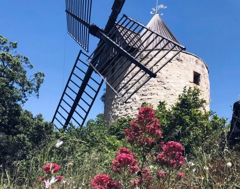 Moulin De Daudet à Fontvieille