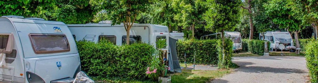 Camping Saint Gabriel : Caravaning Bouches Du Rhone